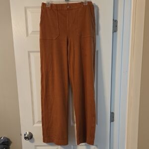 High-Rise Corduroy Wide-Leg Pants in Rust